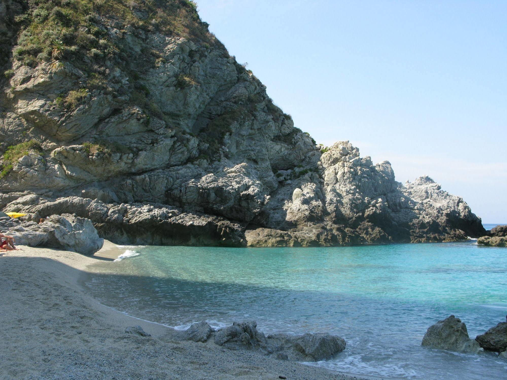 Borgo Donna Canfora Capo Vaticano Exterior photo